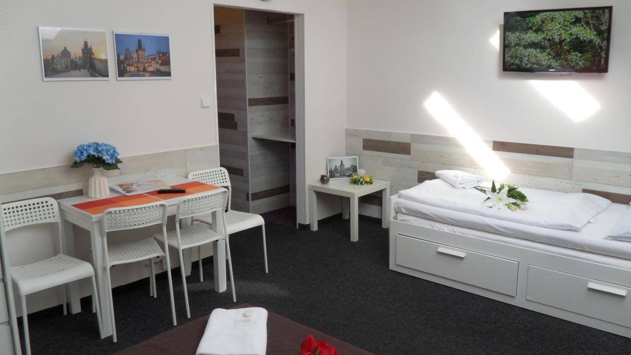 Pink House Apartamento Praga